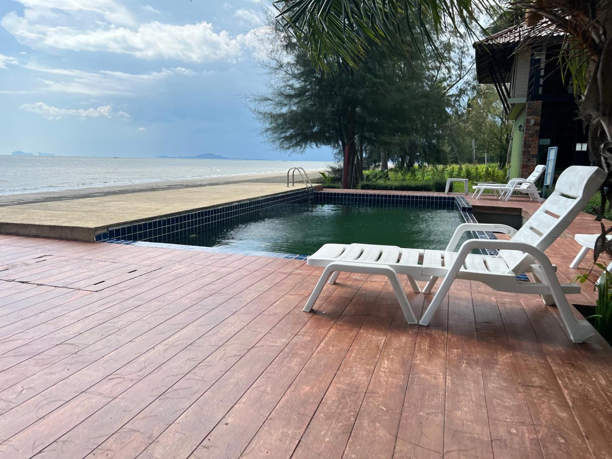 The Chevalley Beach Resort Satun Eksteriør bilde