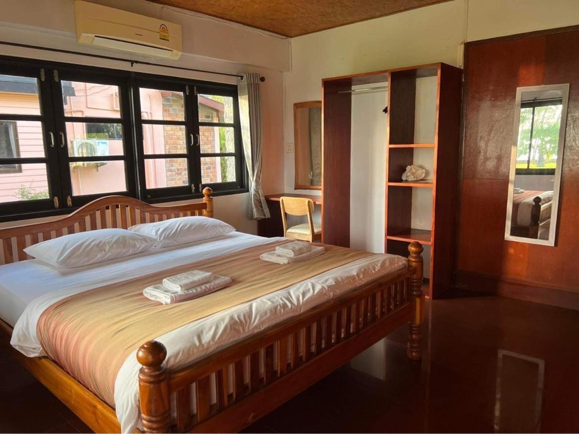 The Chevalley Beach Resort Satun Eksteriør bilde