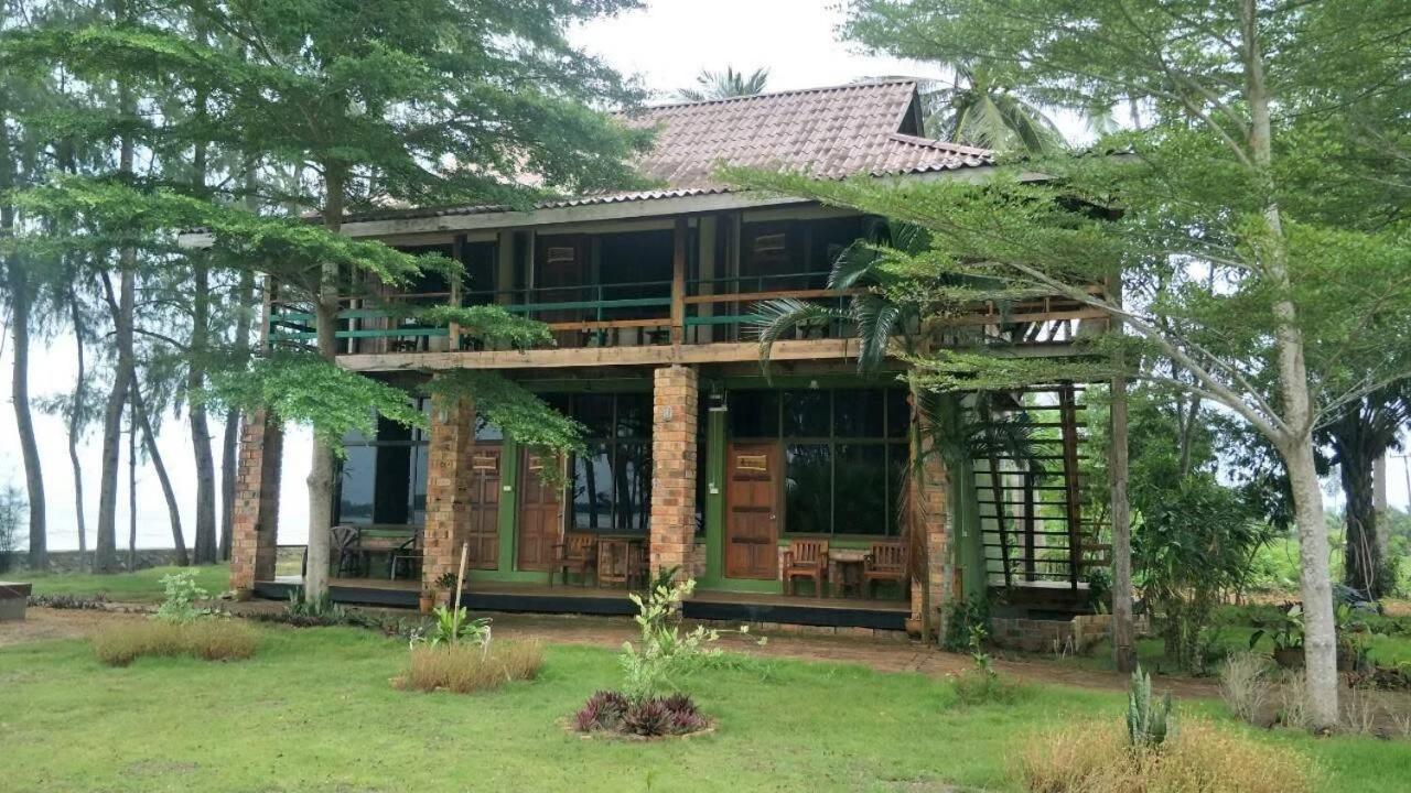 The Chevalley Beach Resort Satun Eksteriør bilde